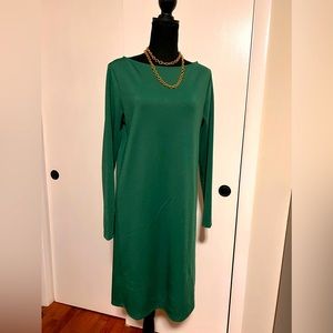 Classic Green Shift Dress, wardrobe essential, size Small